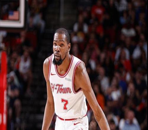 6場僅1勝5負(fù)！勇士又要無緣季后賽，科爾很沮喪，只能欺負(fù)火箭