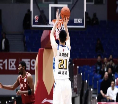 胡金秋超越陶漢林，升至CBA歷史籃板榜第8位