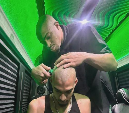 文班亞馬復(fù)出！165分57板19帽！姚明之后第一人