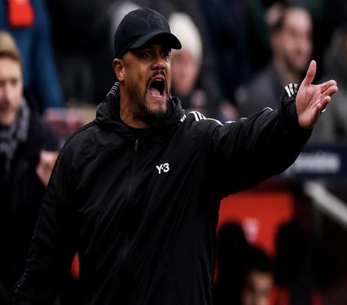 孔帕尼：我們一開始犯了錯誤為球員的心理素質感到非常自豪