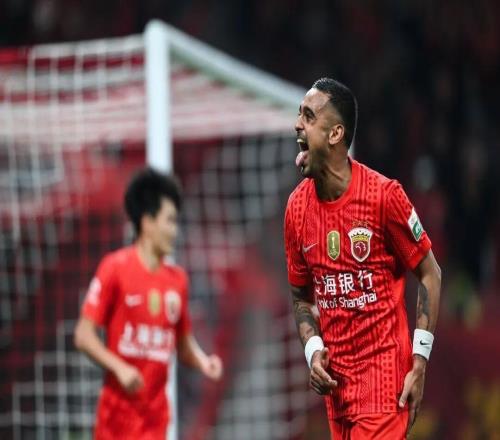 武磊替補(bǔ)8分鐘雙響！海港主場(chǎng)大勝西海岸，收獲新賽季中超首勝！