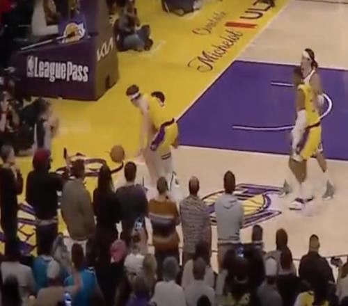 湖掘裁判報告：9.2秒吹罰瓊斯犯規(guī)為誤判，里夫斯不該獲兩罰