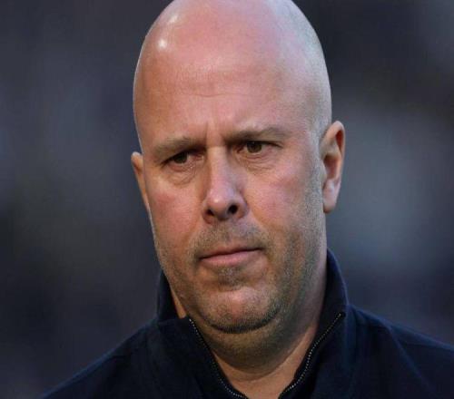 英超最新積分戰(zhàn)報：曼聯(lián)31維拉！B費隊史紀(jì)錄，利物浦11熱刺