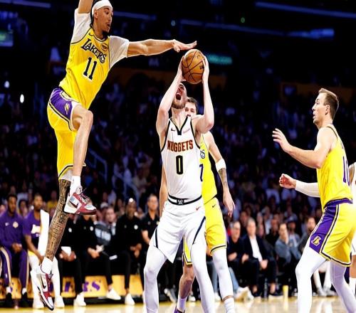 又一次打出了一塌糊涂的表現(xiàn)，掘金側(cè)翼新星的情況真是令人擔(dān)心