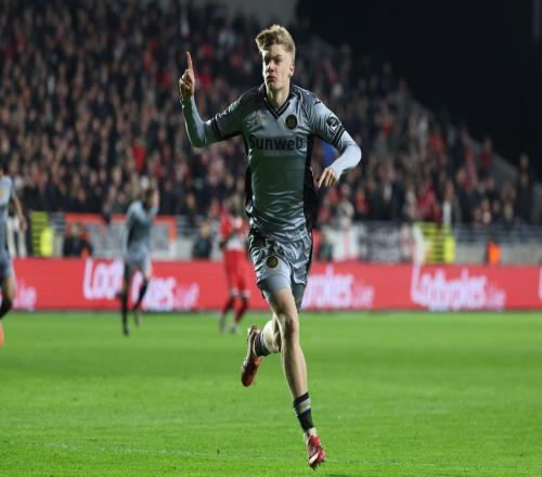 曼聯(lián)夏窗再添目標！17歲比利時中場標價低于3000萬，熱刺也在搶