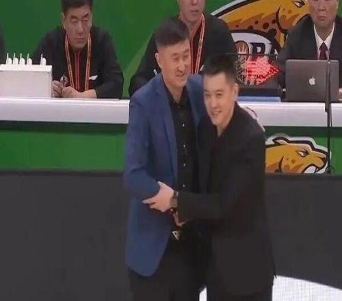 公開發(fā)聲！楊鳴力挺杜指導(dǎo)