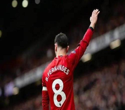 【英超】B費超貝帥助攻紀錄曼聯(lián)3比1維拉穩(wěn)在前三