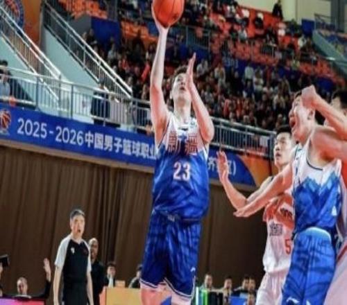 阿不都沙拉木：跟門(mén)內(nèi)加配合很舒服我們要學(xué)會(huì)聰明地犯規(guī)