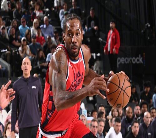 NBA最新局勢！殘陣勇士遭21分逆轉(zhuǎn)，小卡字母哥受傷，湖人吃紅利