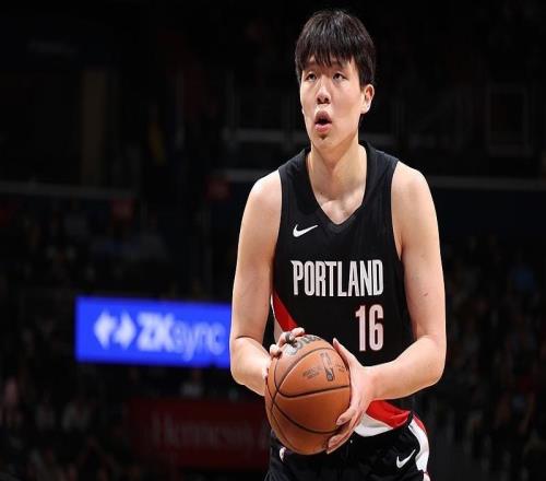 斯普利特：楊瀚森很年輕，還有很多地方需要提升