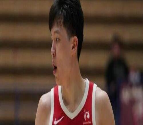 全場最低！楊瀚森13分5失誤5犯規(guī)！正負值14迷失自我....