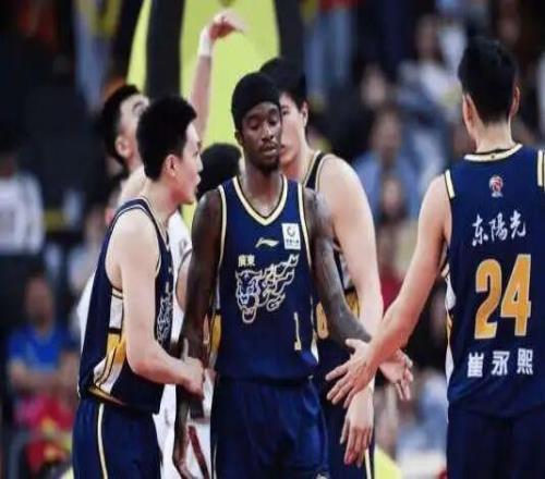 遼粵大戲，廣東挨刀，山東偷笑