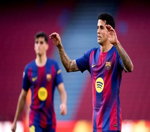 精彩進(jìn)球，坎塞洛斬獲回歸巴薩后的首粒進(jìn)球