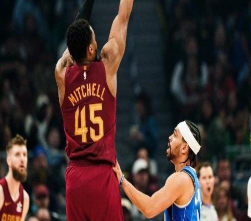 米神里程碑之戰(zhàn)哈登夢游6失誤，弗拉格27+6+10，獨行俠復(fù)仇騎士