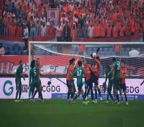 尺度統一很重要！京魯大戰疑似漏判點球轉播方選擇性回放惹爭議