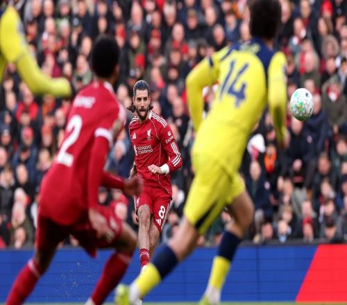 索博本赛季英超4次直接任意球破门，但1次主罚点球射失