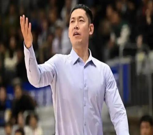 再次被錘爆！一數(shù)據(jù)CBA倒數(shù)第3！張慶鵬應(yīng)啟用失意神刀