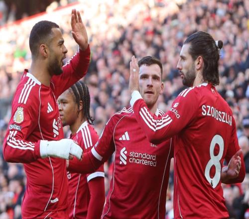 利物浦慘遭絕平，第90分鐘丟球，斯洛特不敢相信，無(wú)緣殺入前4