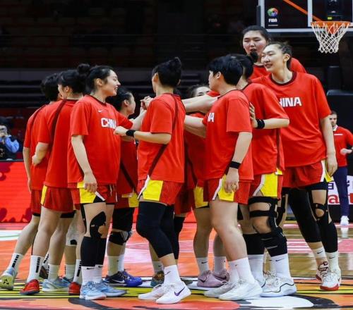 一場10分險勝，中國女籃今夜擊敗捷克隊！王思雨14分，韓旭12分