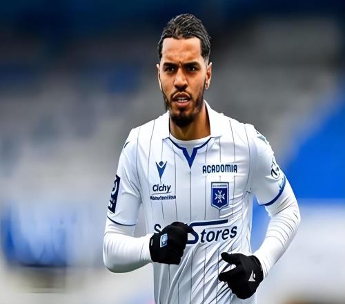 瓦科上賽季在魯能進(jìn)球如麻！本賽季續(xù)約后卻至今未破門，引發(fā)熱議