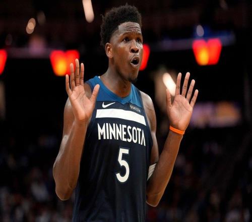 硬氣，森林狼隊(duì)安東尼愛德華茲帶傷出戰(zhàn)雷霆對(duì)決