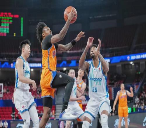 CBA常规赛第26轮，上海久事8480青岛崂山啤酒