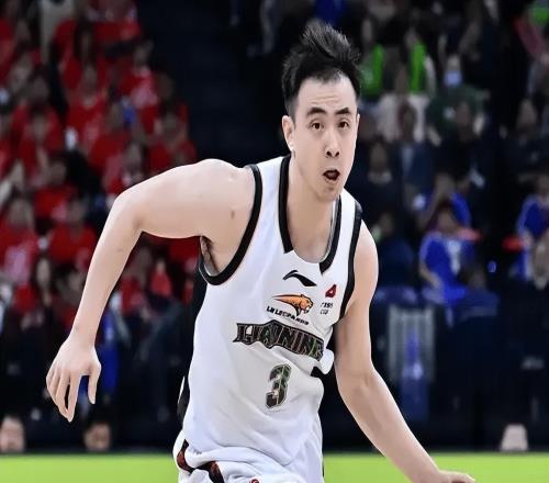 遼寧8973戰(zhàn)勝廣東球員評價：6人優(yōu)秀，王嵐嵚及格，3人低迷