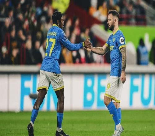 讓2追2逼平小蜜蜂！狼隊(duì)近5輪搶8分仍墊底，英超保級格局大亂！