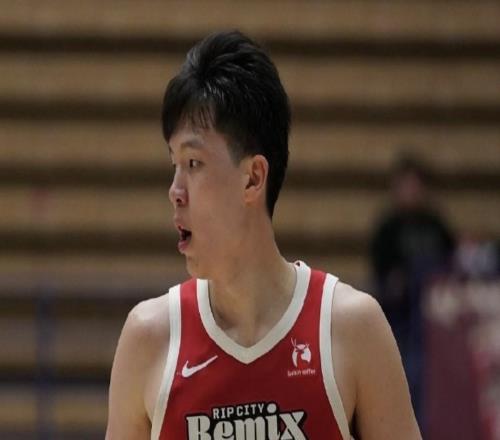 開拓者更新今日比賽傷病名單：楊瀚森未被召回，羅威因傷缺陣