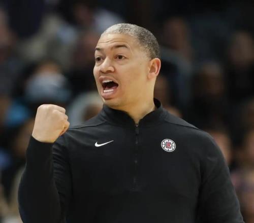 快船3月18戰(zhàn)！盧指導(dǎo)：不能被疲勞擊倒希望萊昂納德不會(huì)缺席太久