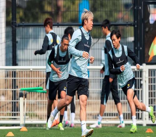 國(guó)安新星1數(shù)據(jù)領(lǐng)跑中超！球隊(duì)氣質(zhì)大變樣，但也付出了不小的代價(jià)