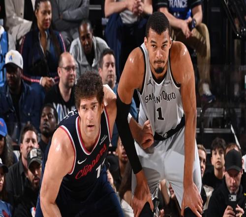 文班亞馬21+13+4蓋帽創(chuàng)歷史第1神跡，馬刺險(xiǎn)勝快船！加蘭25+8失誤