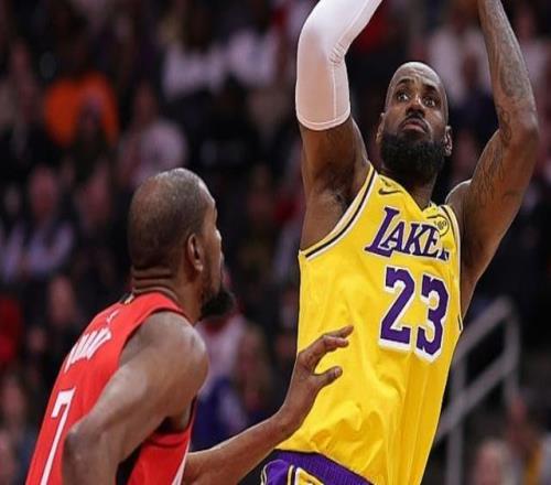 末節(jié)斷電+失誤葬送比賽，火箭全場22次失誤&杜蘭特一人7次