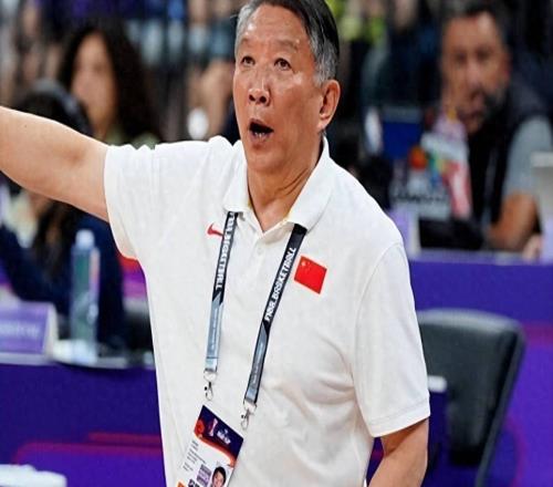 中国女篮世预赛提前晋级，王思雨大爆发，三人无语拖后腿