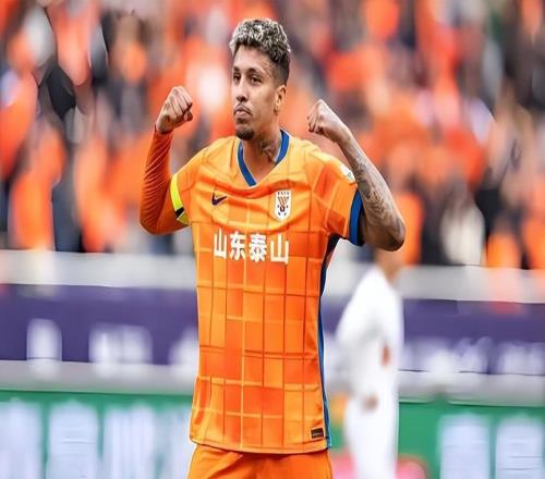 魯能7位王牌現(xiàn)場觀戰(zhàn)山東男籃比賽，克雷桑領銜，久違強援亮相