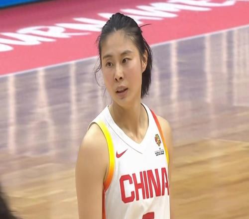 隨著一場12分勝利，中國女籃打敗巴西！王思雨17分，韓旭22分