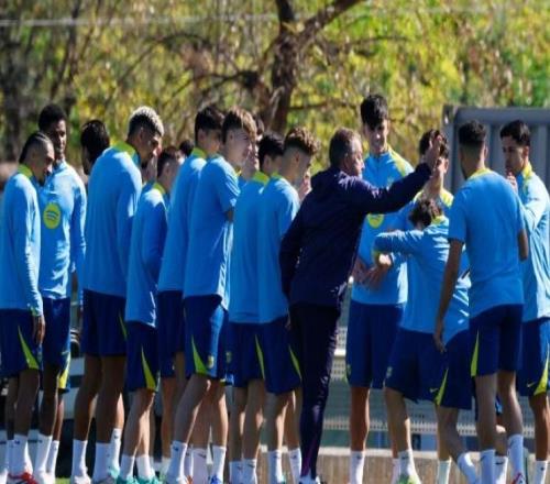 世體：巴薩今日觀看45分鐘紐卡比賽錄像，訓練氛圍輕松良好