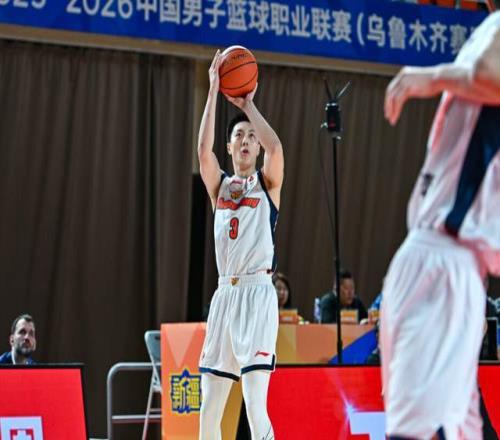 廣東大勝不足為喜！王牌后衛(wèi)22分鐘僅拿2分，杜鋒看不到爭冠希望