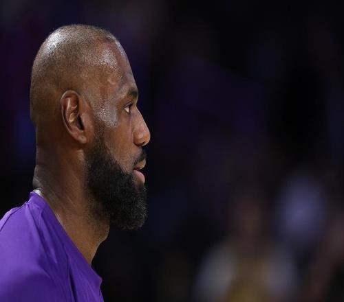 Shams：詹姆斯還未決定未來，湖人本賽季的結(jié)局將左右他的決定