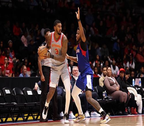 打爆了楊瀚森！湖人二隊(duì)先發(fā)中鋒的個(gè)人能力其實(shí)相當(dāng)不錯(cuò)