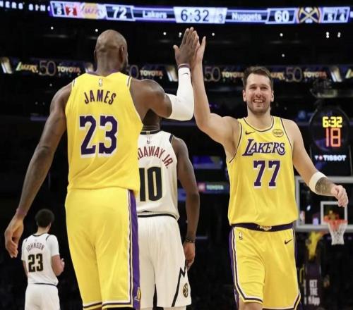 西部前四穩(wěn)了，詹皇一犧牲直接堵死最大隱患