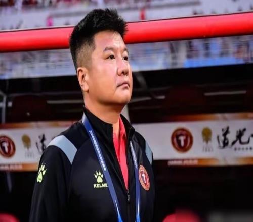 壓力山大！遼寧鐵人2連敗，李金羽遭球迷怒批，《遼寧日報》躺槍