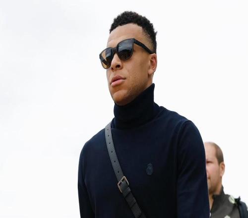 參與球隊合練備戰(zhàn)與曼城比賽，姆巴佩社媒：回歸正題