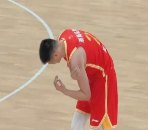 No！胡金秋最新傷情報告！這可是中國男籃第一核心