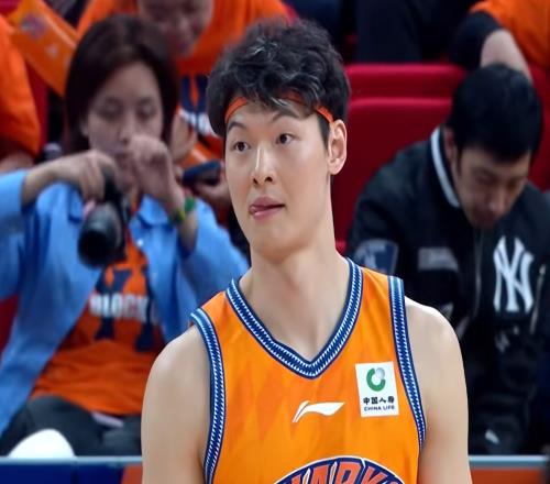 7連勝！沖上積分榜第1名，CBA最大爭冠球隊(duì)浮出水面