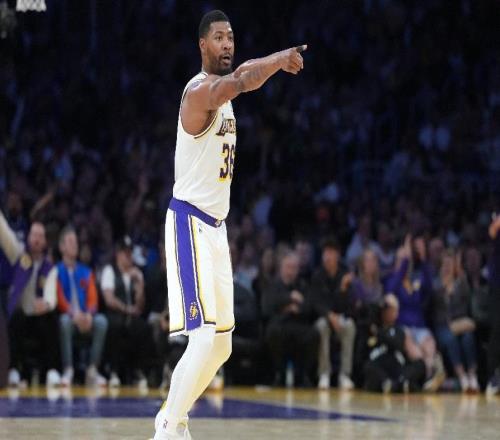 湖人10092火箭球員評價：2人優(yōu)秀，4人及格，3人低迷