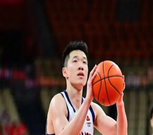 前行無(wú)畏202526賽季CBA常規(guī)賽第二十六輪客場(chǎng)憾負(fù)深圳