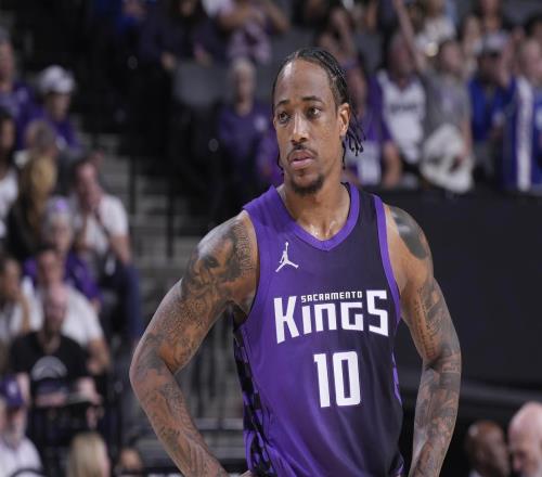 德羅贊剛剛創(chuàng)下一項你本以為會屬于勒布朗詹姆斯的NBA紀(jì)錄