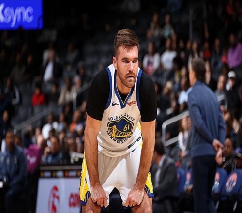 無法理解的安排！為什勇士還愿意給這位替補(bǔ)控衛(wèi)大量的出場(chǎng)時(shí)間