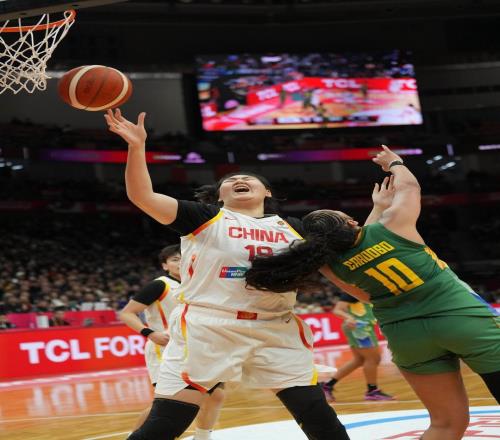 張子宇8分3籃板，中國隊83：71巴西，世預賽4勝1負收官
